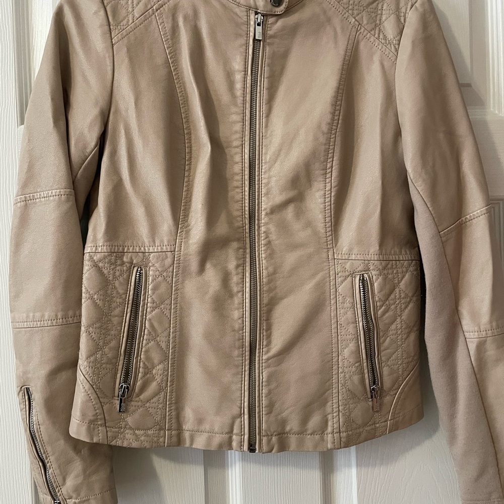 Leather Jacket - Picture 4 of 5